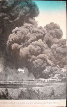 Oil tank struck by lightning, Bridgeport,Illinois, 1909