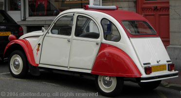 La Citroën 2 CV, un emblème automobile français