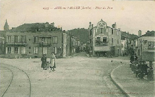 The centre of Aire-sur-Adour at the turn of the 20th century.