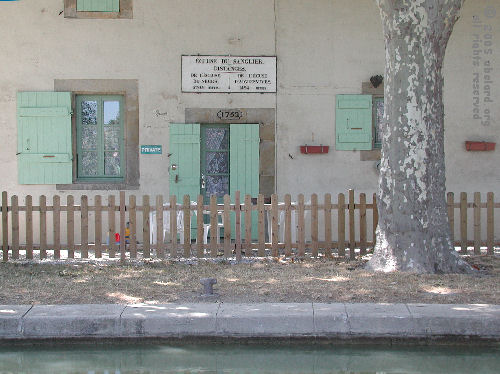 Lock house at l'Ecluse du Sanglier