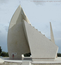 The Nef Solaire from the north, showing the scale of the monumental Tavel sundial.