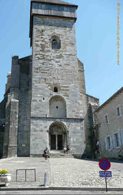 West facade of Cathédrale Notre-Dame de Saint-Bertrand-de-Comminges