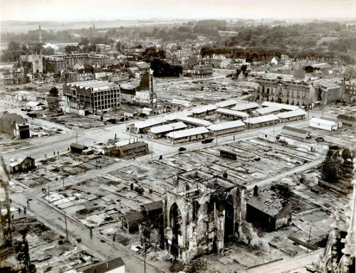 Beauvais after German bombing in 1940. The cathedral is in the foreground.