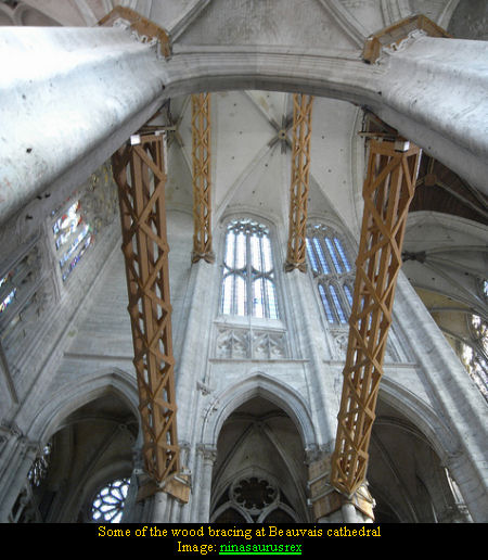 Some of the wood bracing at Beauvais cathedral. Image: ninasaurusrex