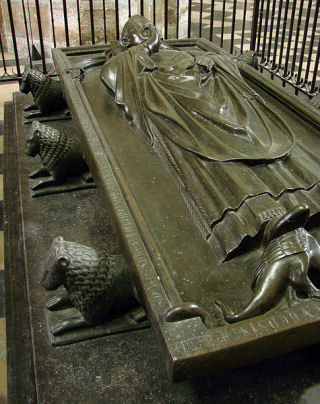 Bronze memorial to Bishop Geoffroy