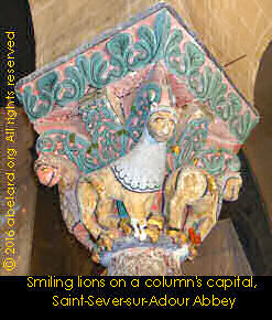 Smiling lions on a column's capital
