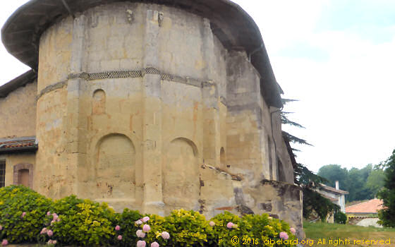 Lencouacq church, west facade