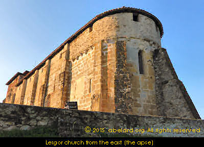 Lesgor church from estern end showing the rounded apse