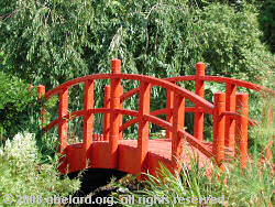 The Chinese bridge at the Bayonne botanical gardens