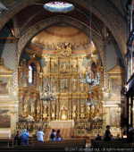 The retable in the Eglise Saint Jean-Baptiste at St Jean de Luz